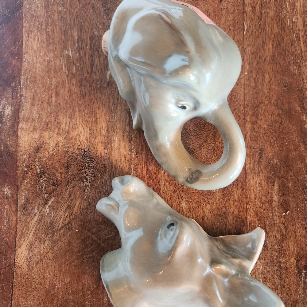 2 Jim Beam Whiskey Decanter Stoppers